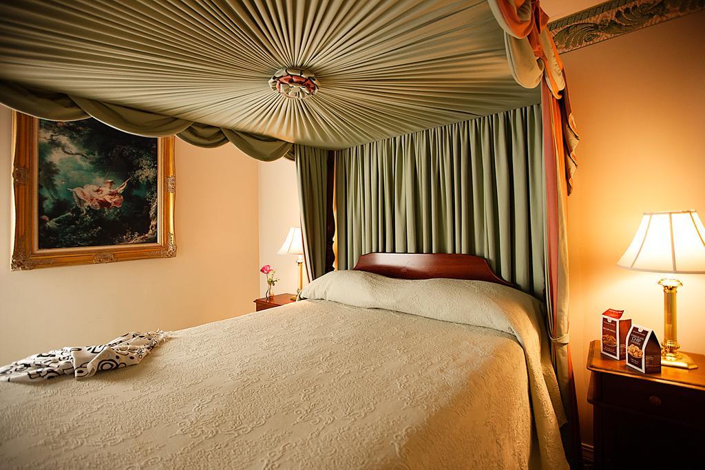 נאטשז Monmouth Historic Inn חדר תמונה