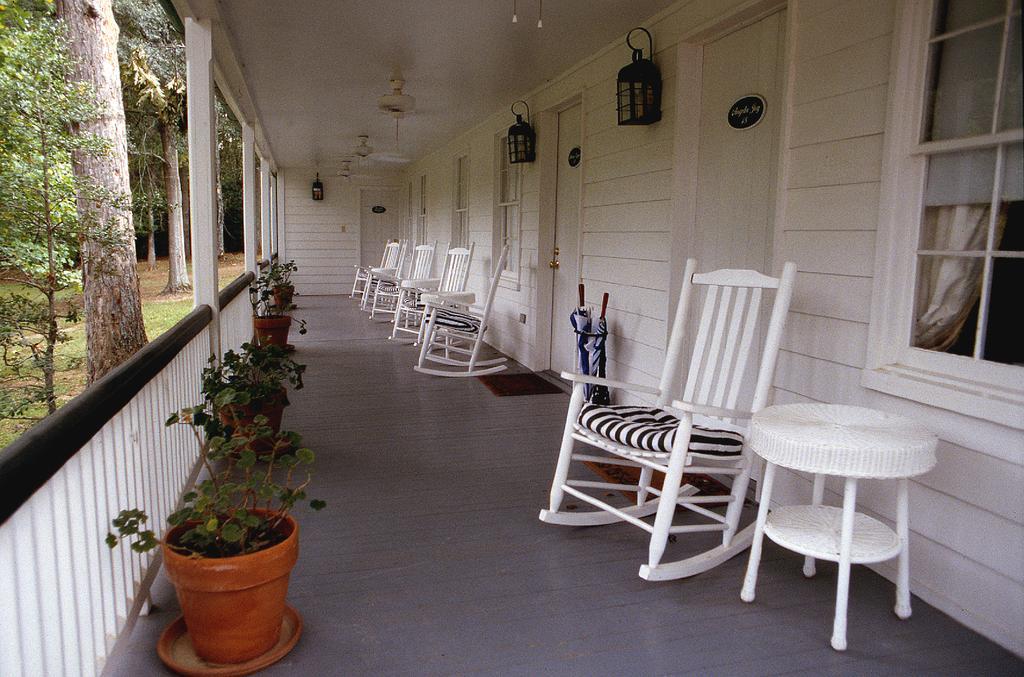 נאטשז Monmouth Historic Inn מראה חיצוני תמונה