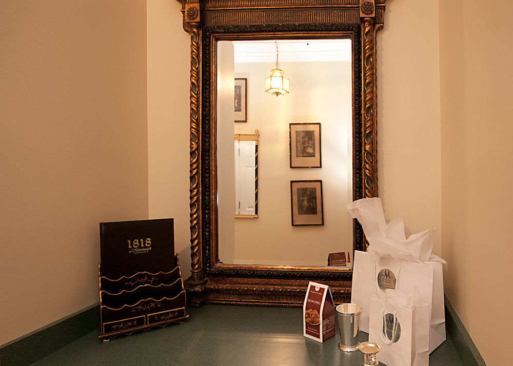 נאטשז Monmouth Historic Inn מראה חיצוני תמונה